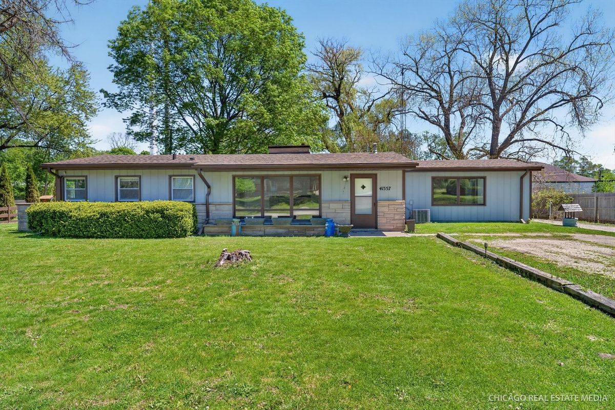41557 Illinois Street, Zion, IL 60099