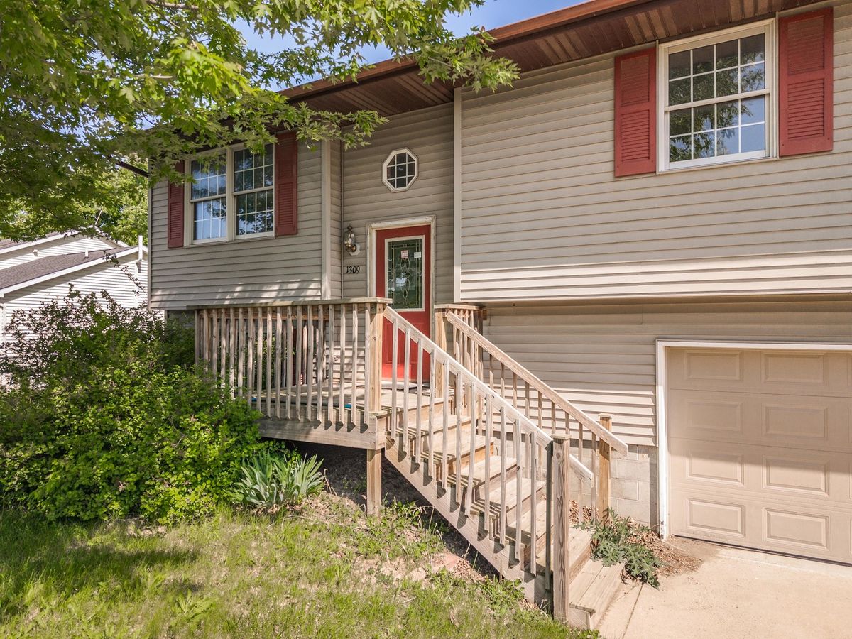 1309 W Indian Drive, Pontiac, IL 61764
