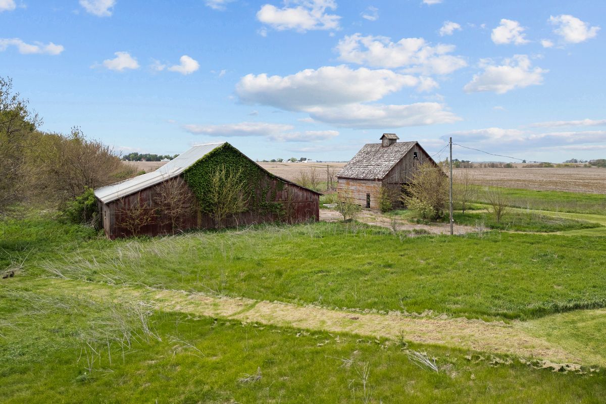 2357 50th Avenue, Aledo, IL 61231