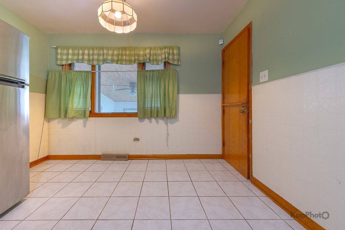 15214 Evers Street, Dolton, IL 60419
