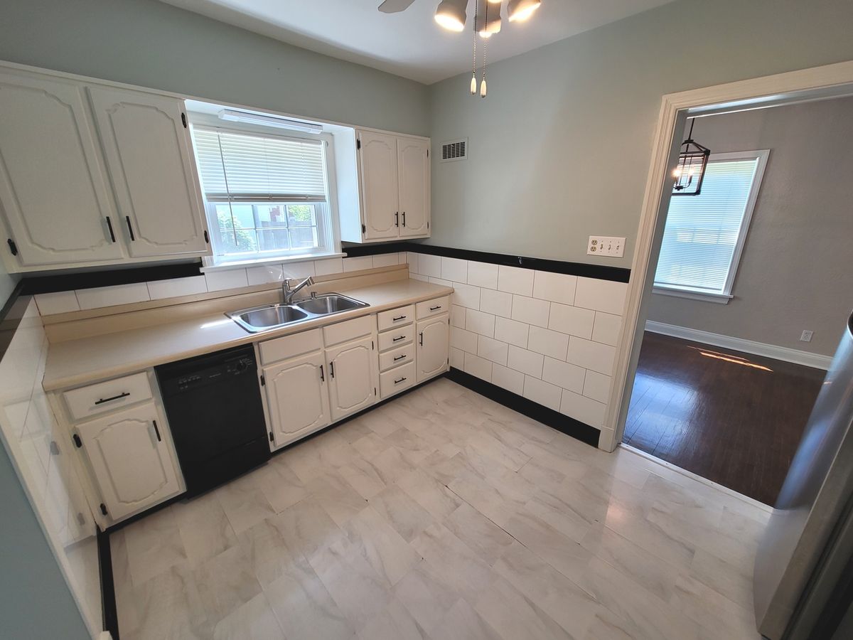 128 N Indiana Avenue, Salem, IL 62881