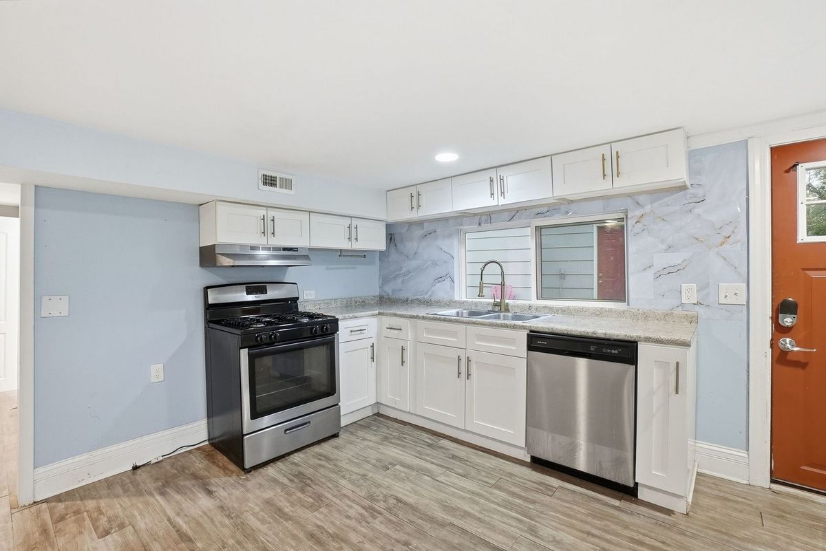 11839 E Gregg Boulevard, Momence, IL 60954
