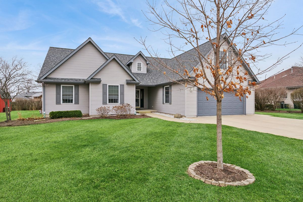313 S Elm Street, Manteno, IL 60950
