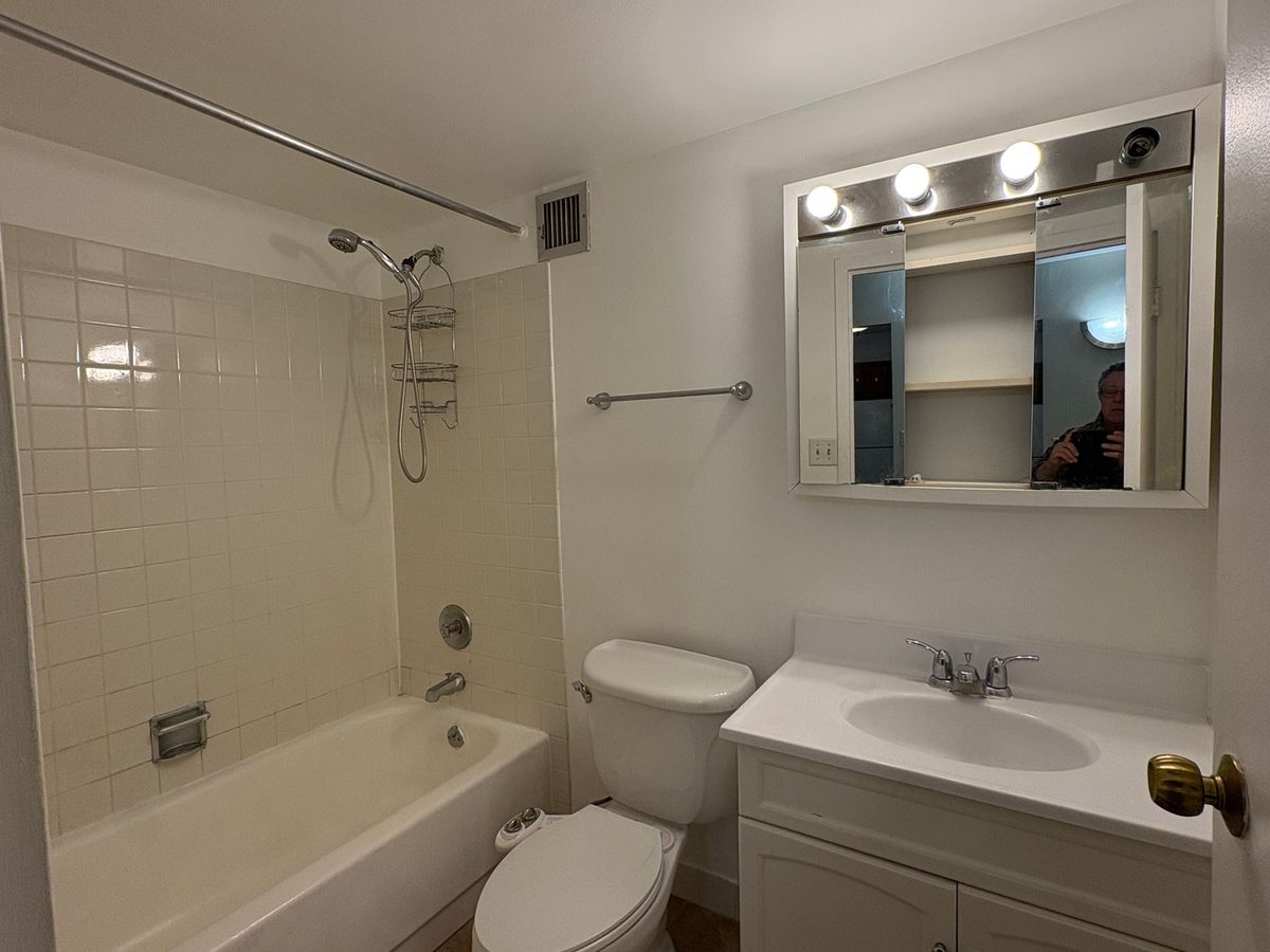 9074 W Terrace Drive #5C, Niles, IL 60714