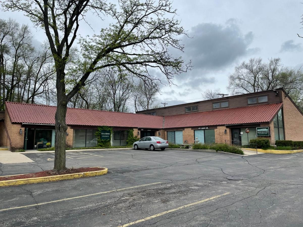 1972 Larkin Avenue, Elgin, IL 60123