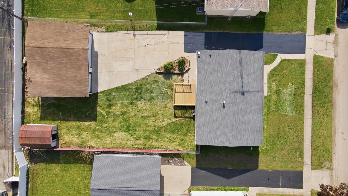 1021 Anna Avenue, Machesney Park, IL 61115
