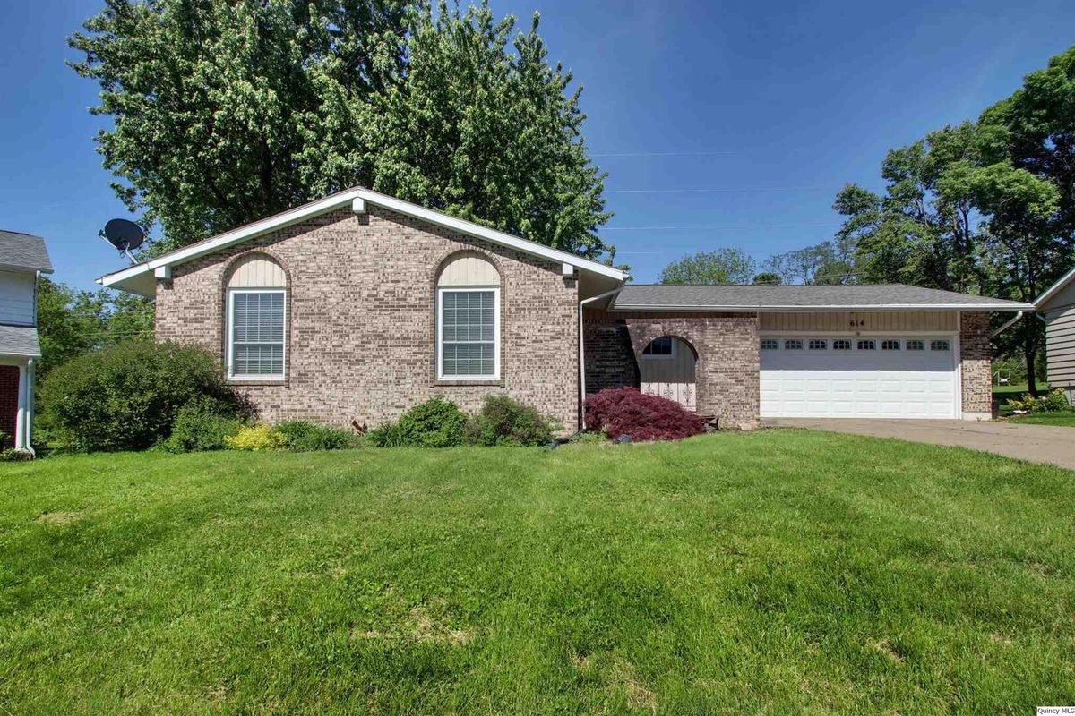 614 Kimberly Dr., Quincy, IL 62305
