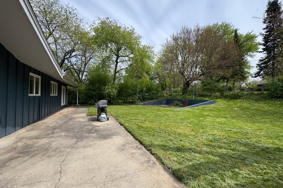 3207 Sunnyside Drive, Rockford, IL 61114