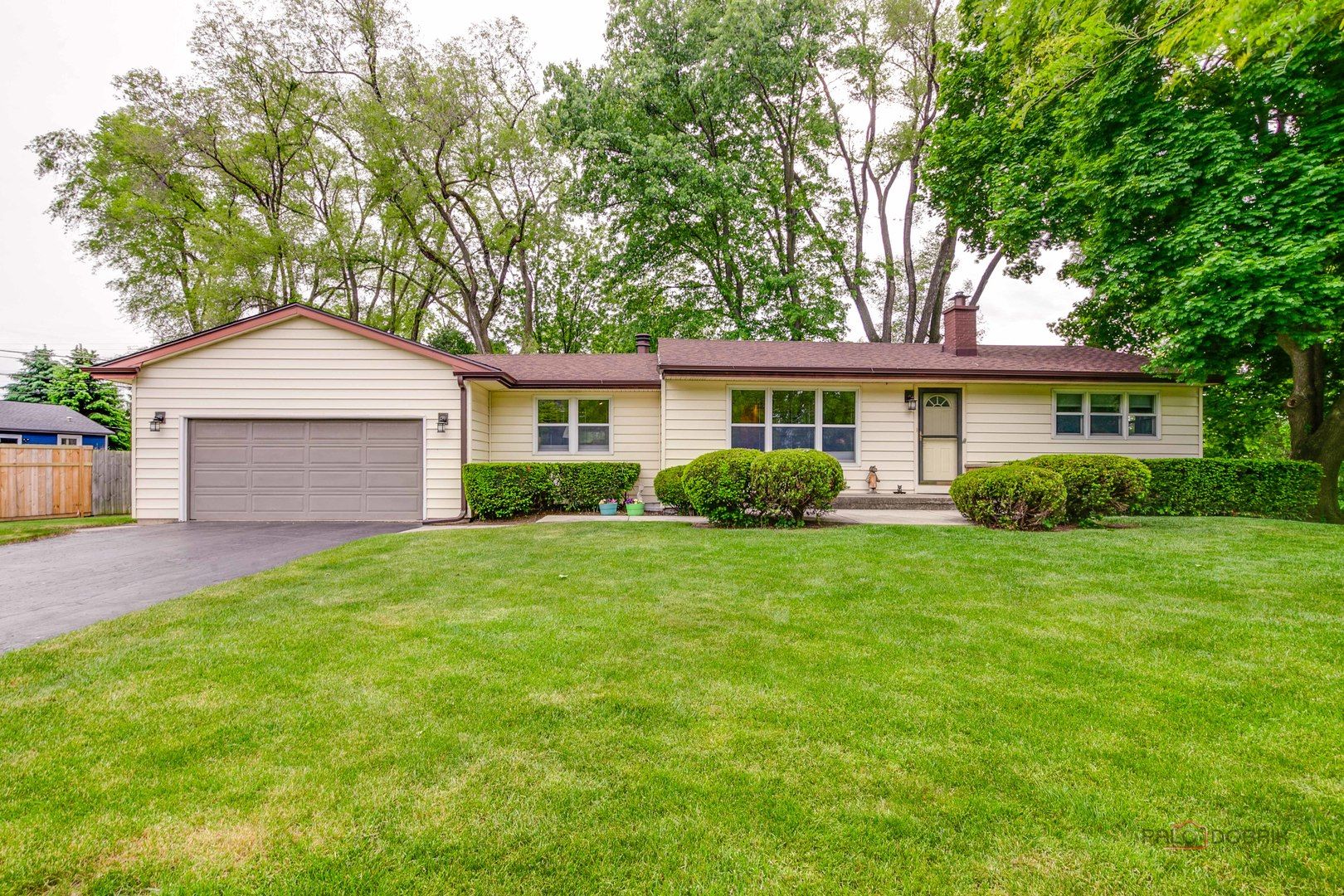 1284 Deerfield Place — Highland Park, IL 60035