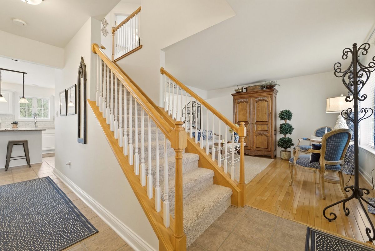 1205 Waterside Lane, Crown Point, IN 46307