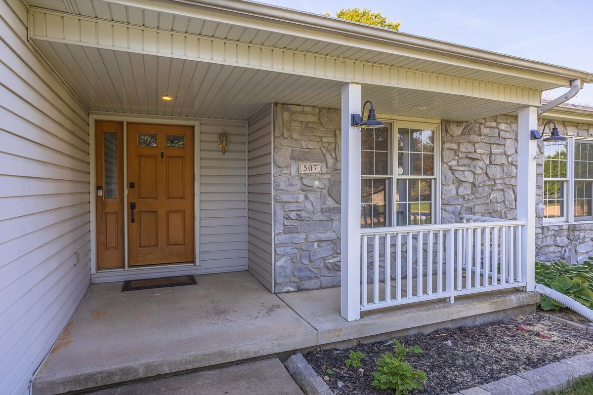 507 Lloyd Drive, Dwight, IL 60420