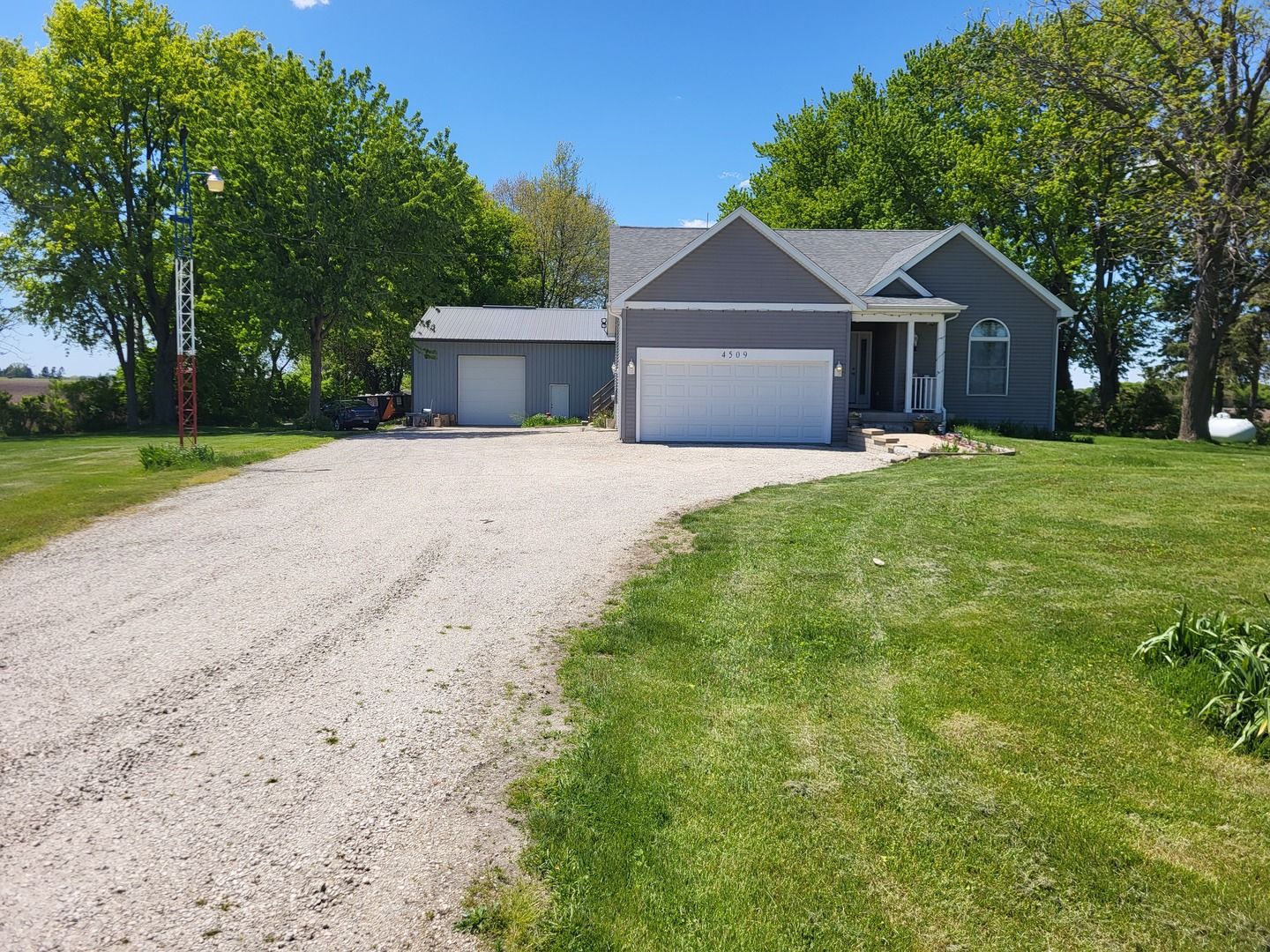 4509 Island Road — Harvard, IL 60033