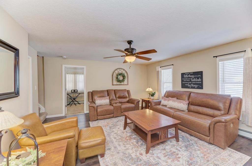 33709 S West River Road, Wilmington, IL 60481