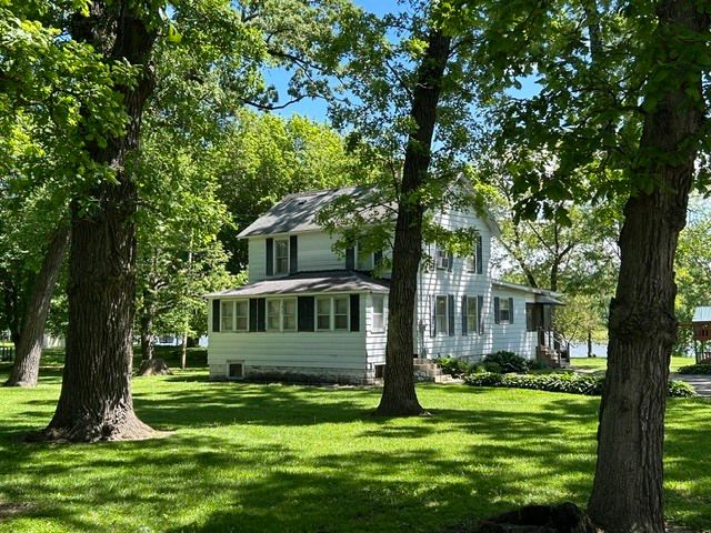 33709 West River Road, Wilmington, IL 60481