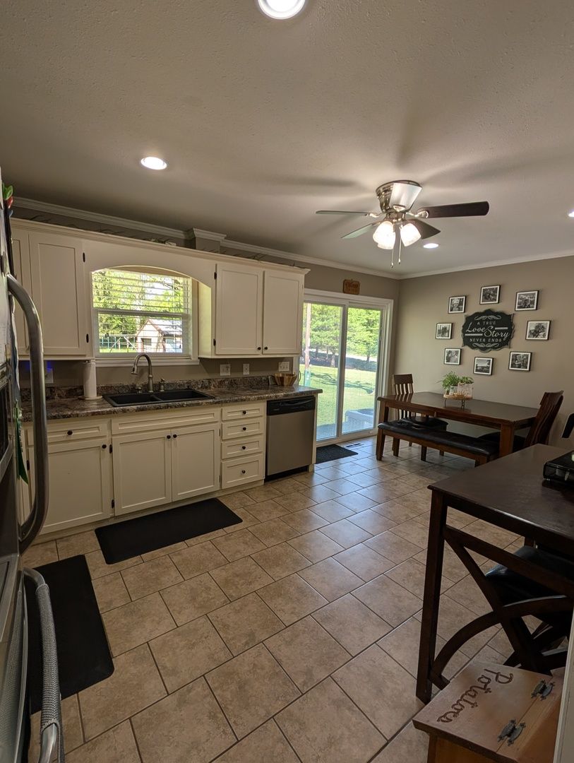 1369 Wood Road, Murphysboro, IL 62966