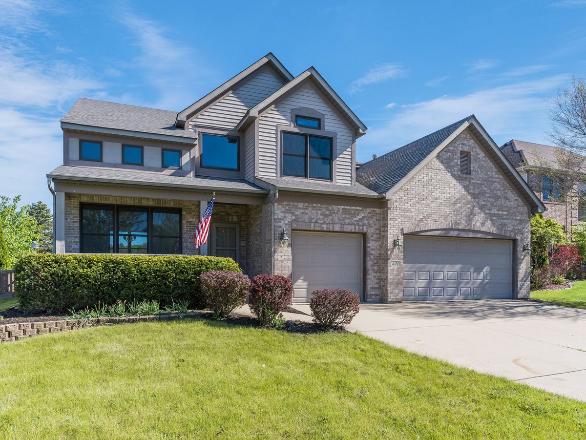 521 Ridgewood Drive, Antioch, IL 60002