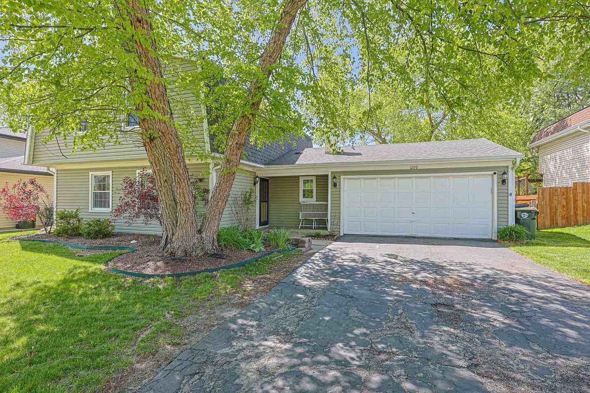 1299 New Britton Drive, Hoffman Estates, IL 60192