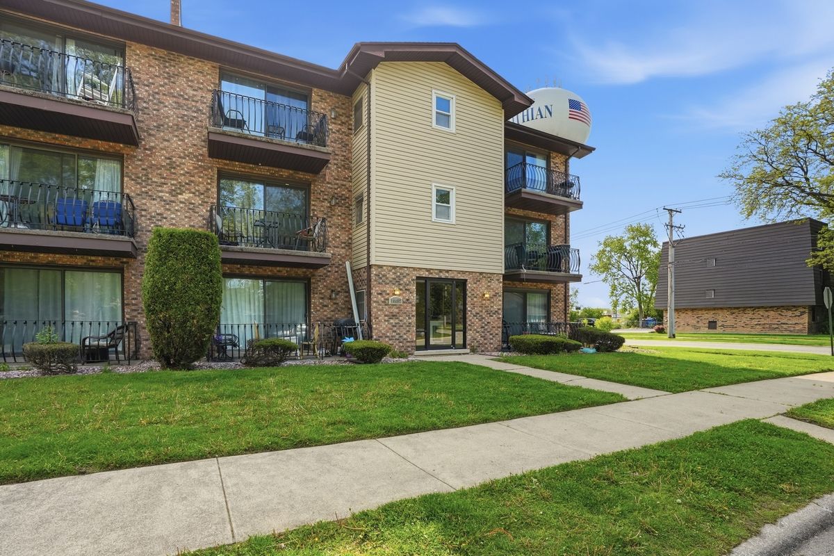 14457 Lamon Avenue, Midlothian, IL 60445