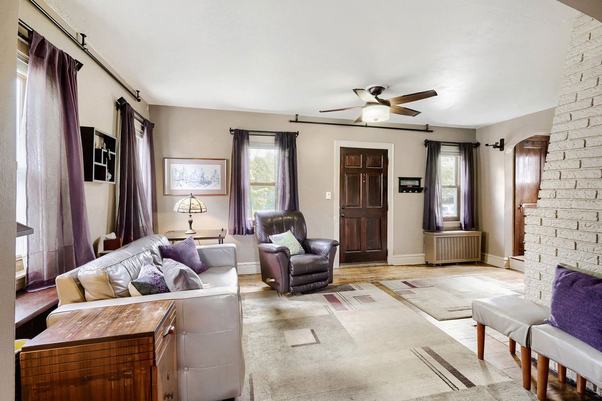 15 W Ann Street, Lombard, IL 60148