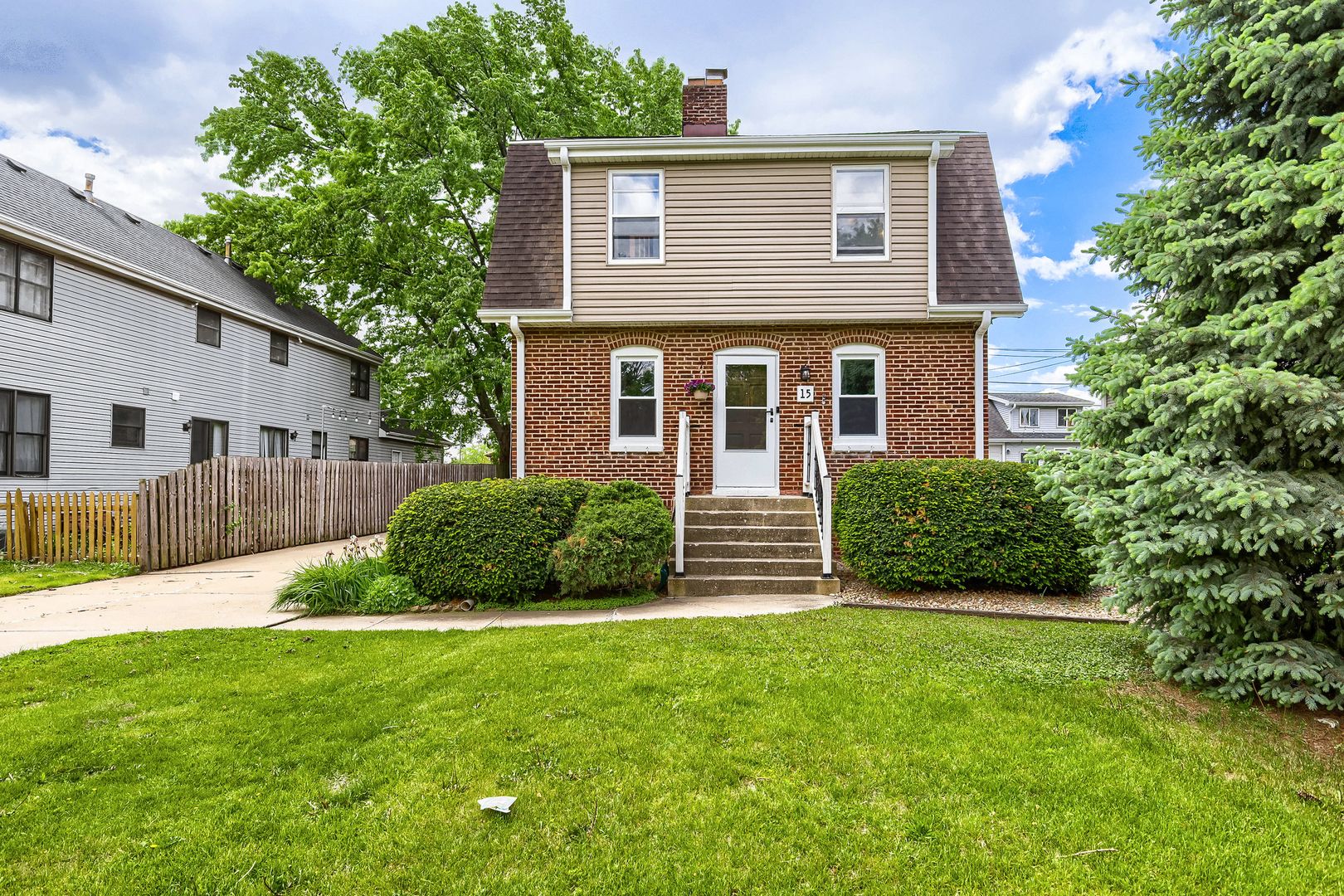15 W Ann Street — Lombard, IL 60148