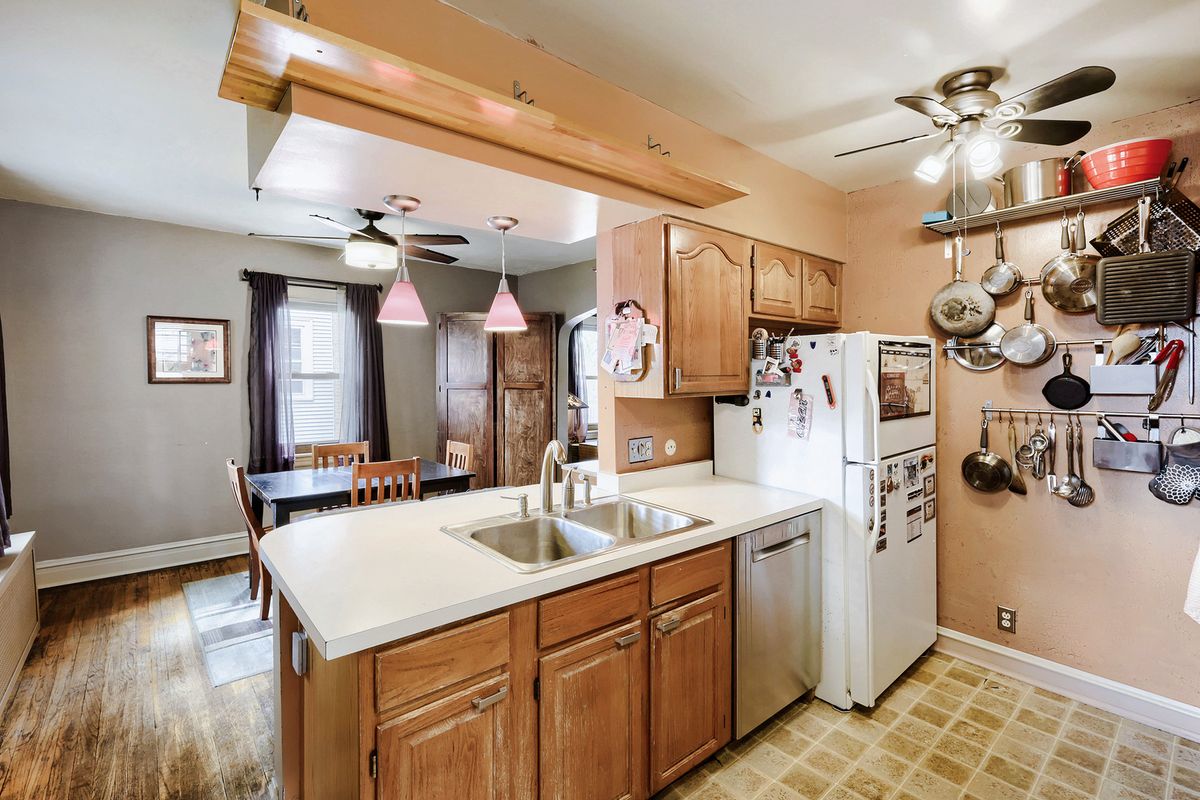 15 W Ann Street, Lombard, IL 60148