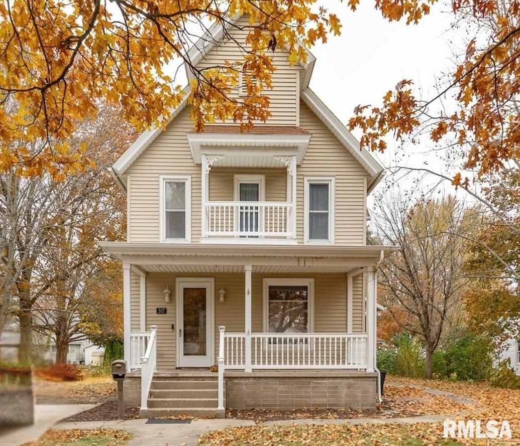 307 COURT Street, Cambridge, IL 61238