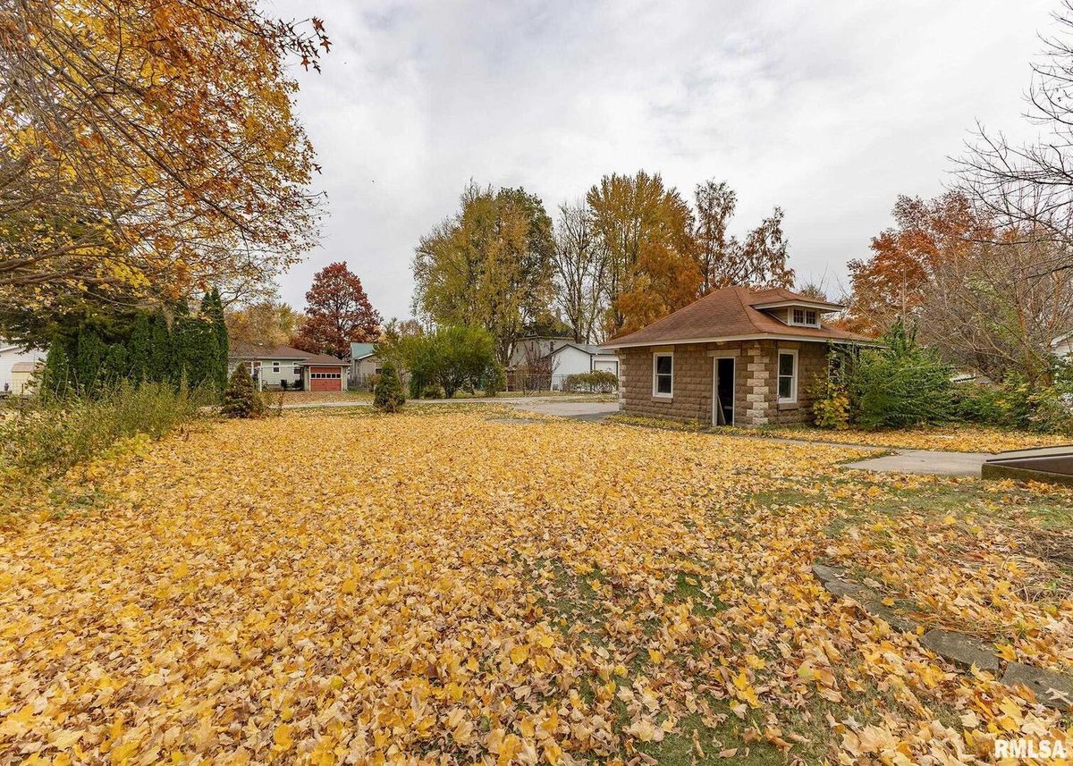 307 E COURT Street, Cambridge, IL 61238