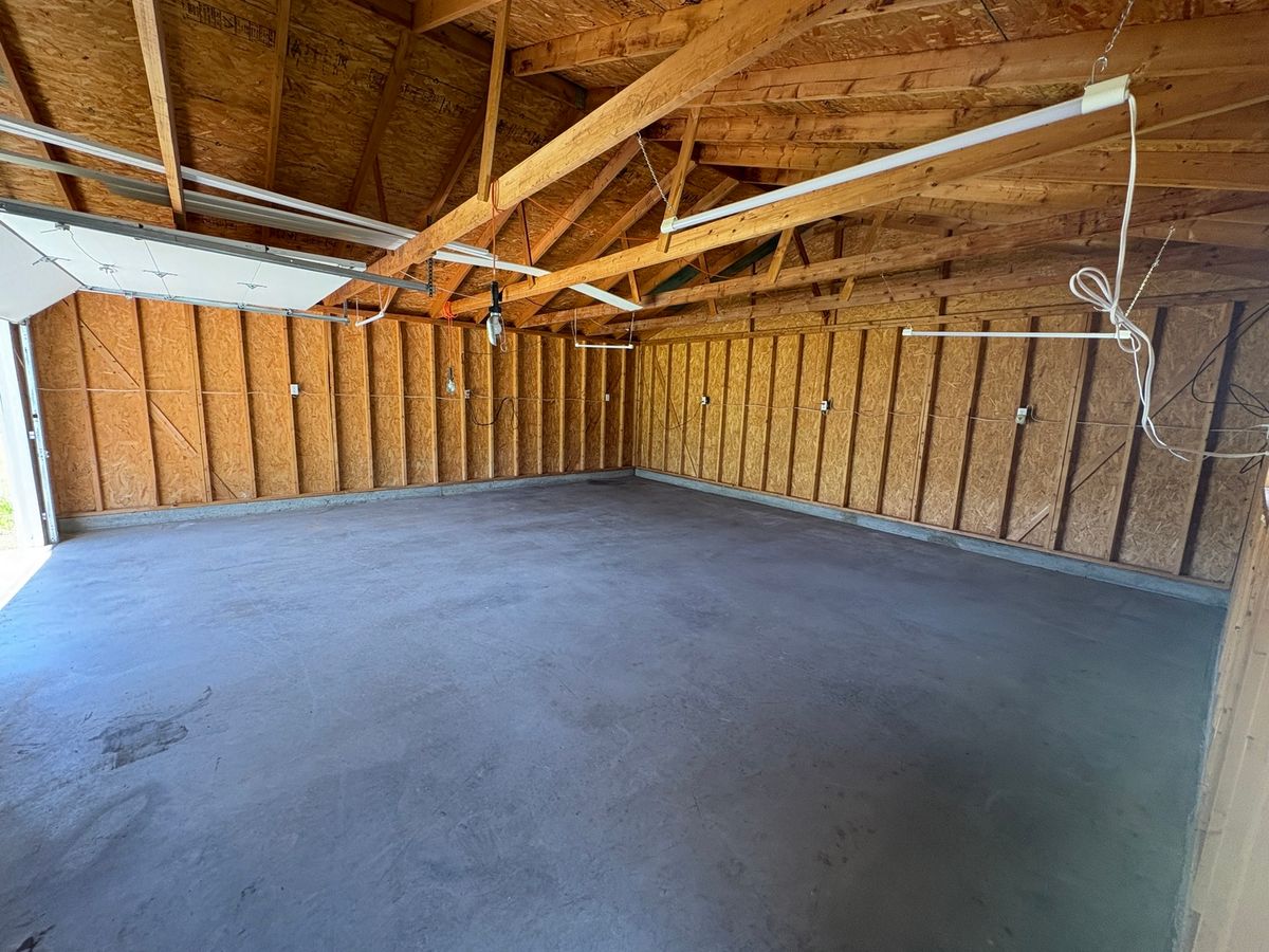 21654 Benton Street, Thompsonville, IL 62890