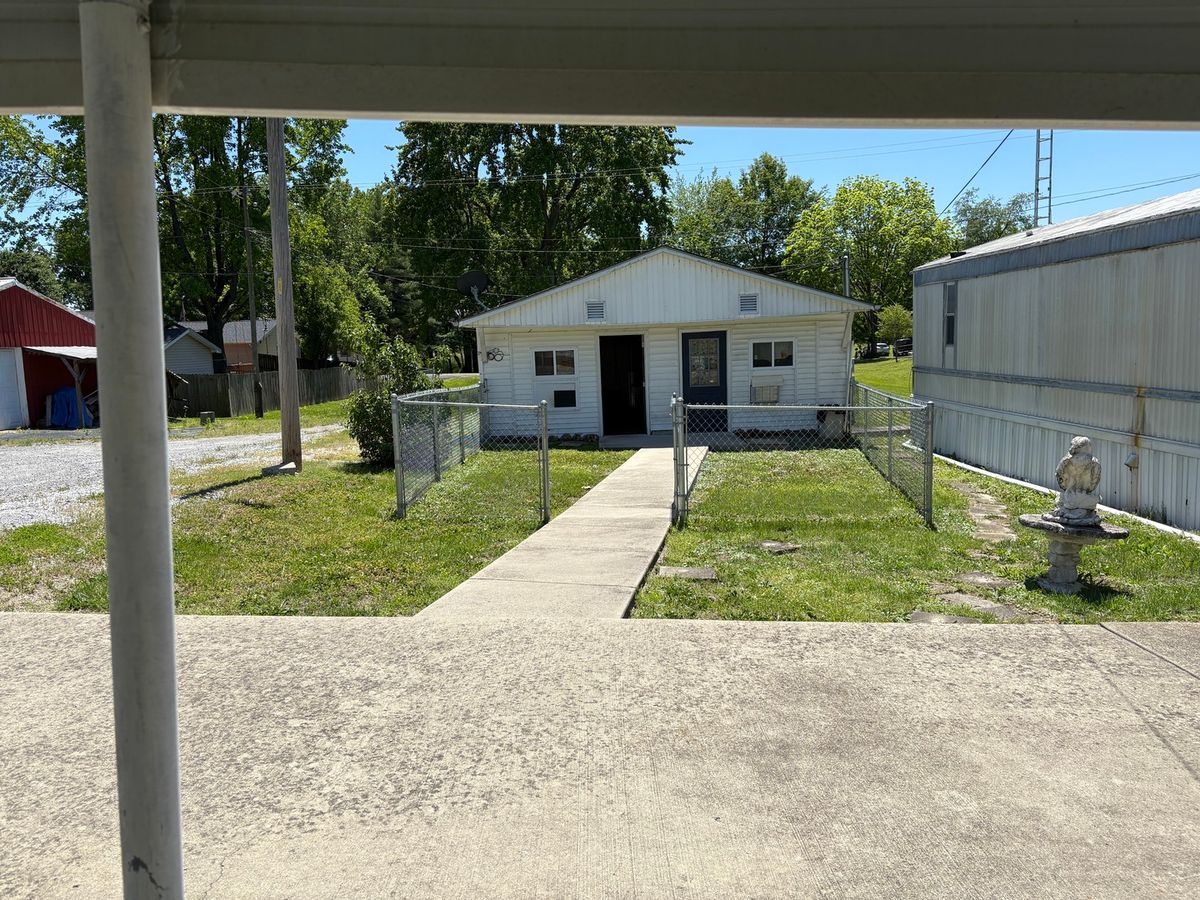 21654 Benton Street, Thompsonville, IL 62890