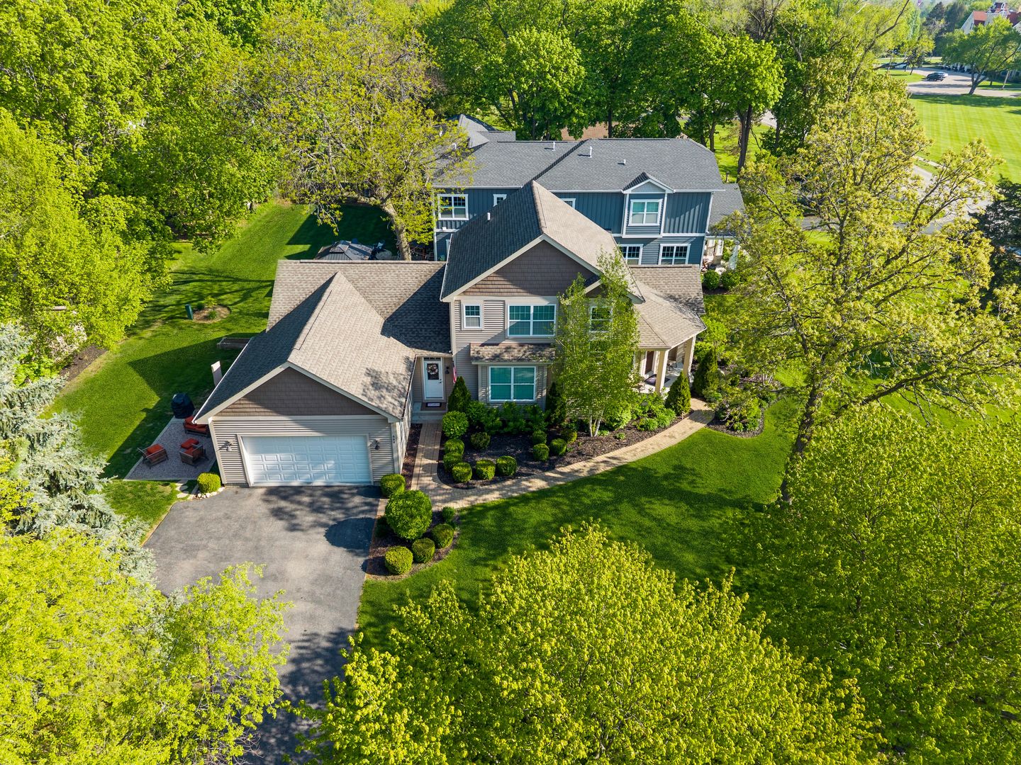 664 COUNTRY CLUB Road — Crystal Lake, IL 60014