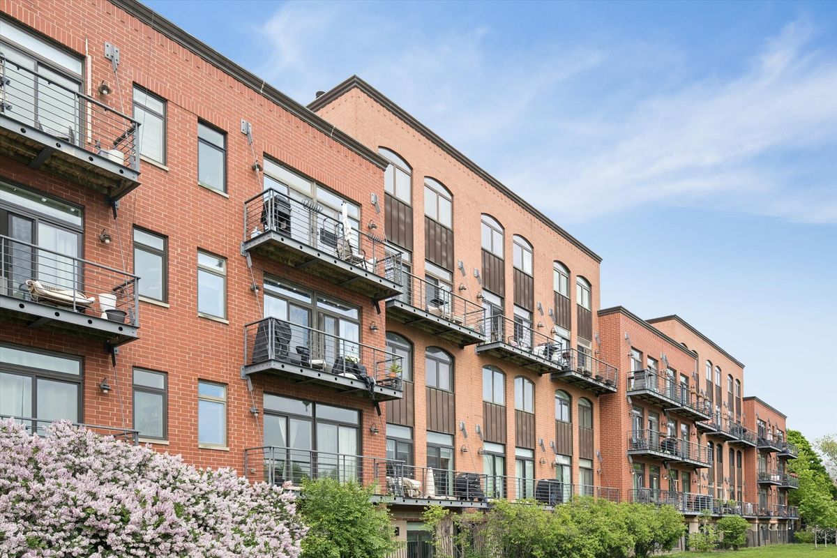 1830 Winchester Avenue, Chicago, IL 60622