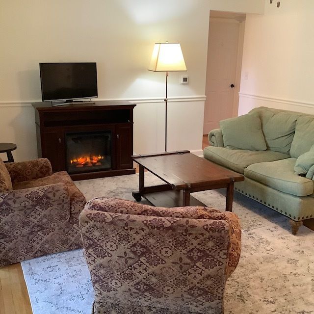 169 E Palatine Road #J, Palatine, IL 60067