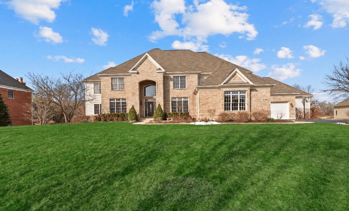 28730 W Harvest Glen Circle — Cary, IL 60013