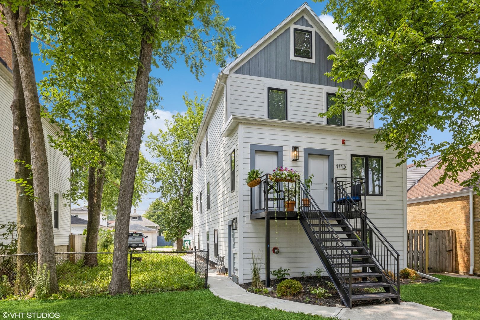 1113 S Taylor Avenue — Oak Park, IL 60304