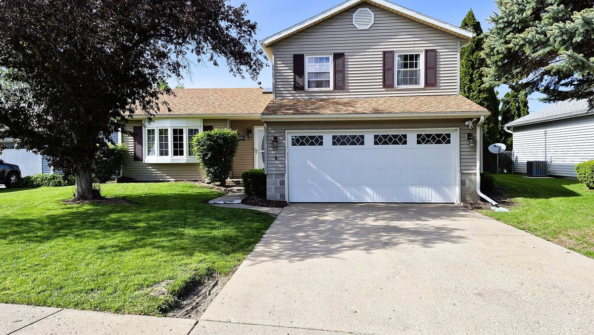 1206 24th Street, Sterling, IL 61081