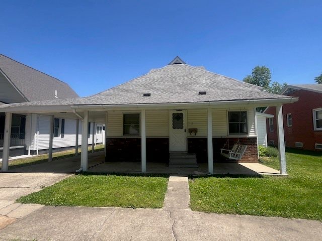 312 12TH Street, Herrin, IL 62948