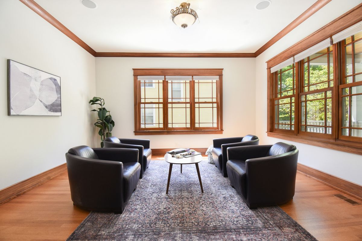 534 N Marion Street, Oak Park, IL 60302
