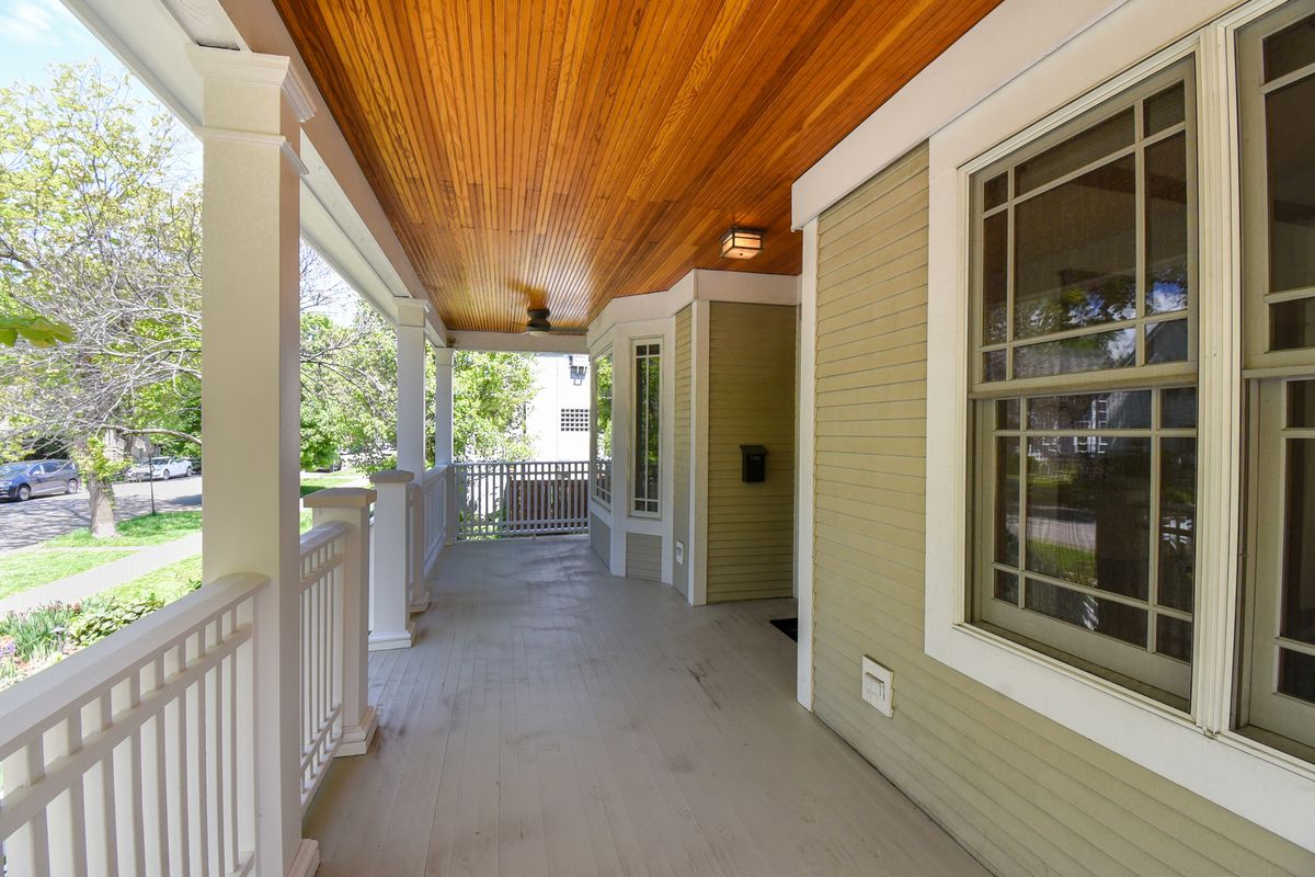 534 N Marion Street, Oak Park, IL 60302