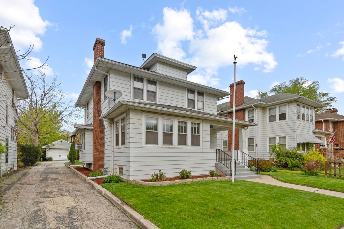 416 Hull Court, Waukegan, IL 60085