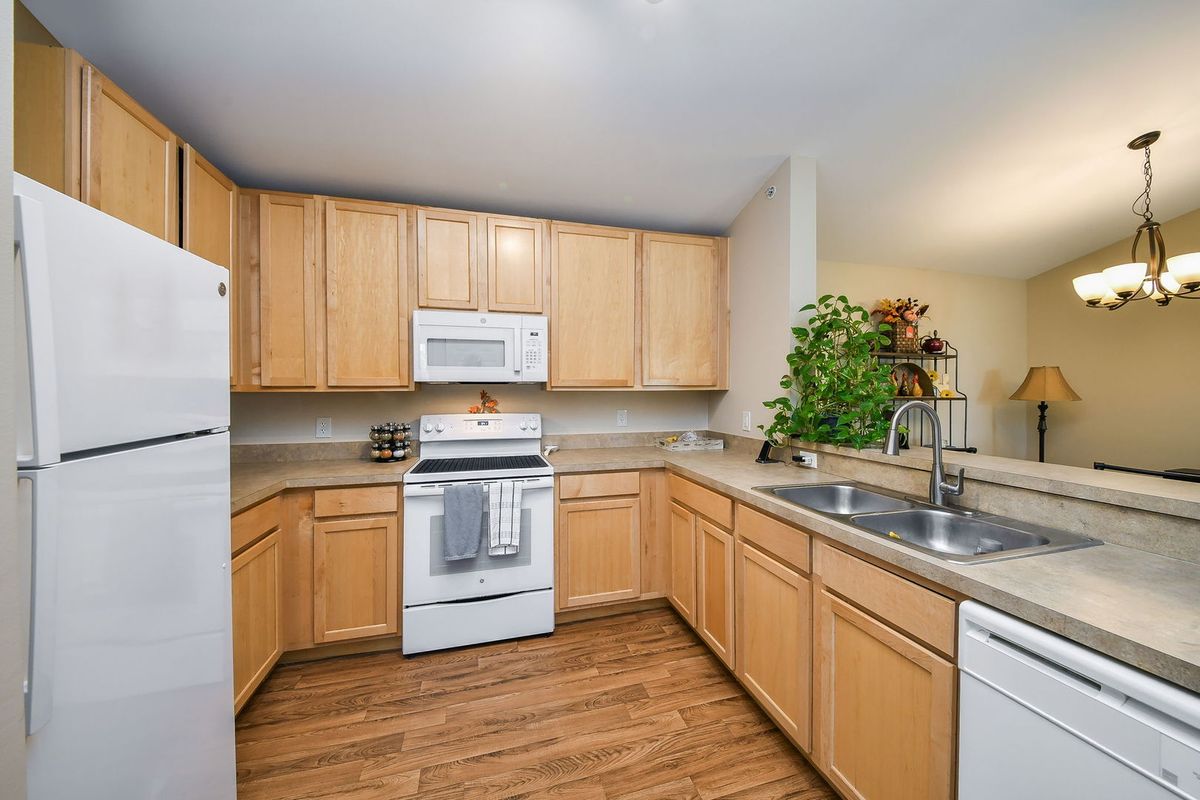 128 Bertram Drive #O, Yorkville, IL 60560