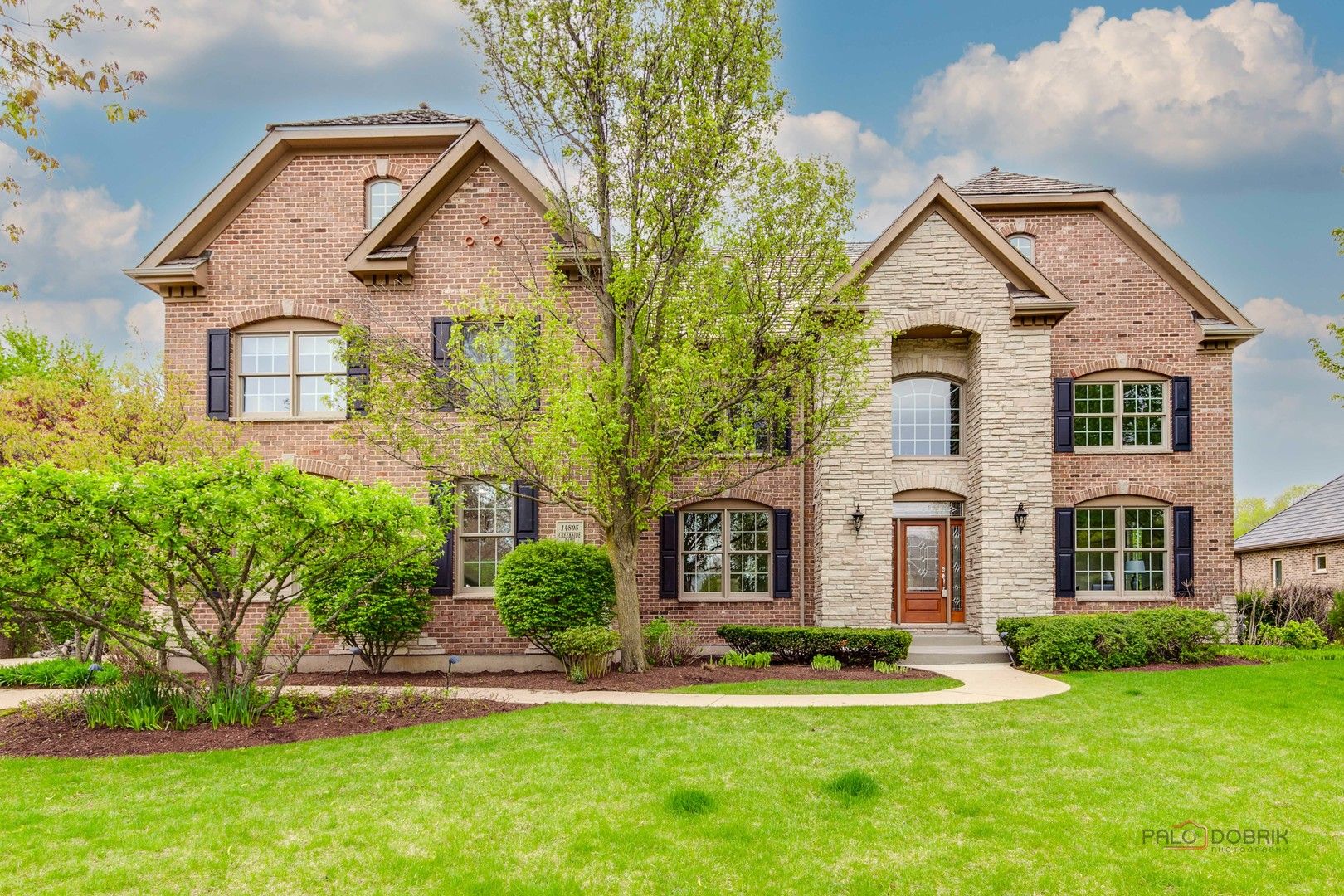 14805 Creekside Path — Libertyville, IL 60048
