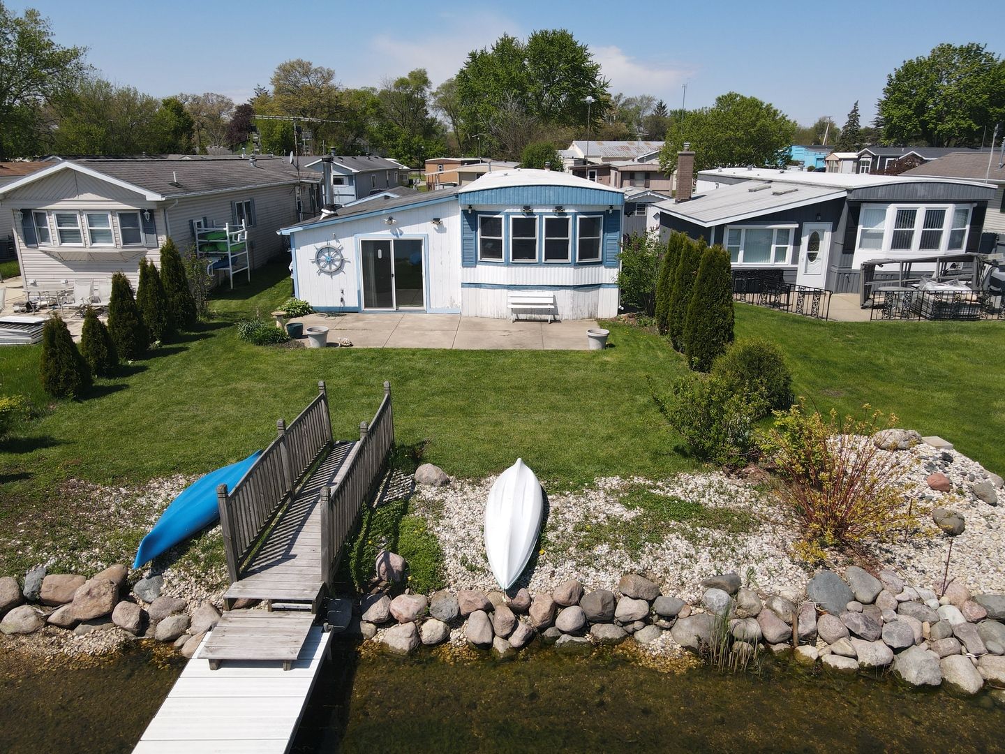 416 S Cogswell Drive #40 — Silver Lake, WI 53170