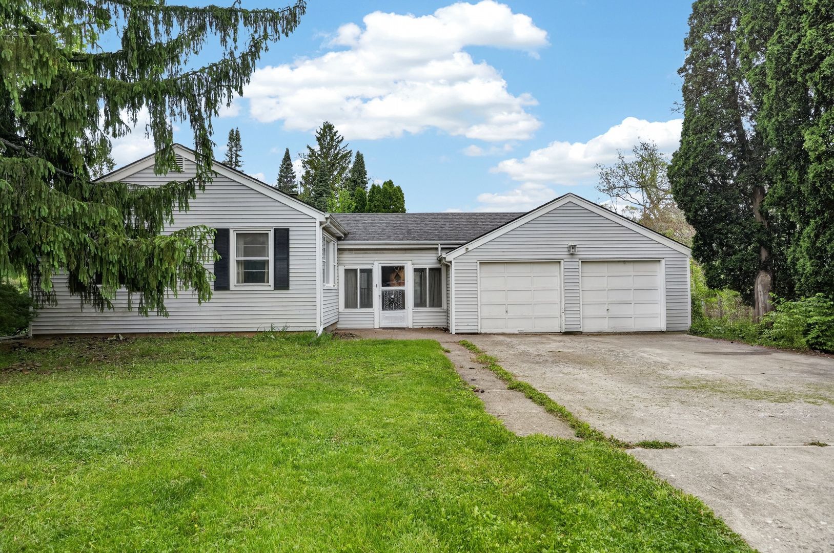 5625 Lincoln Avenue — Lisle, IL 60532