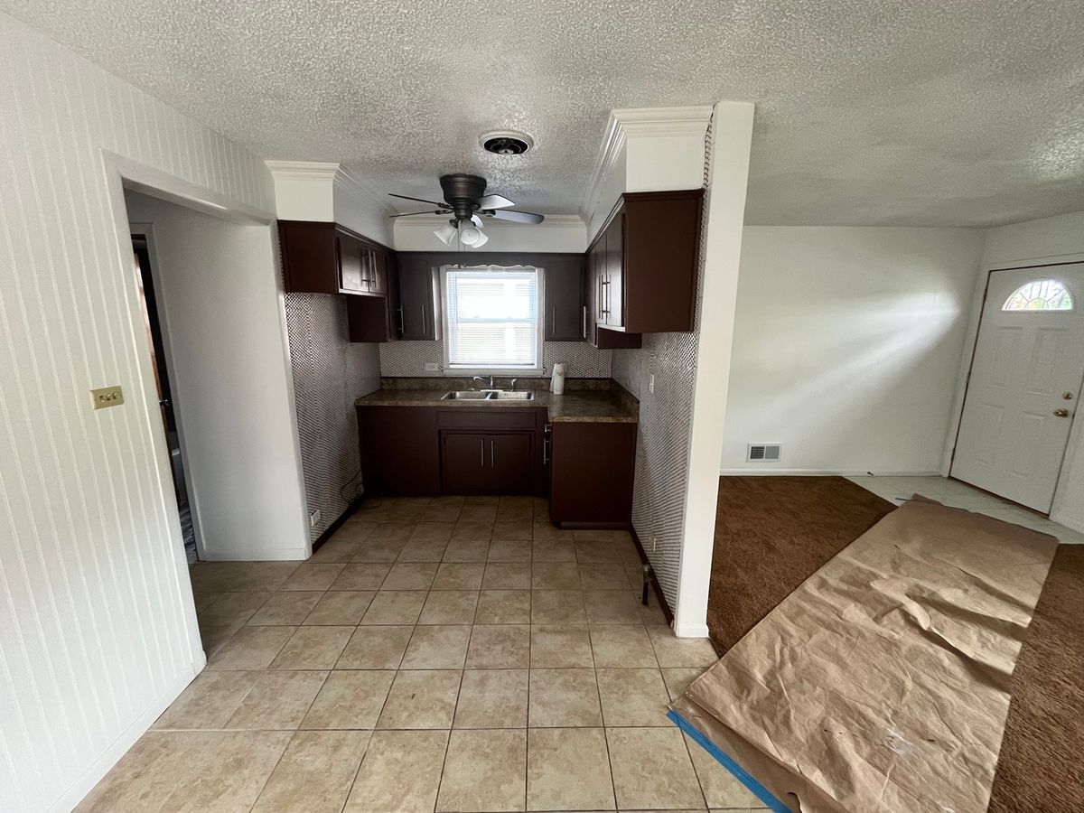 7458 W 64th Place, Summit, IL 60501
