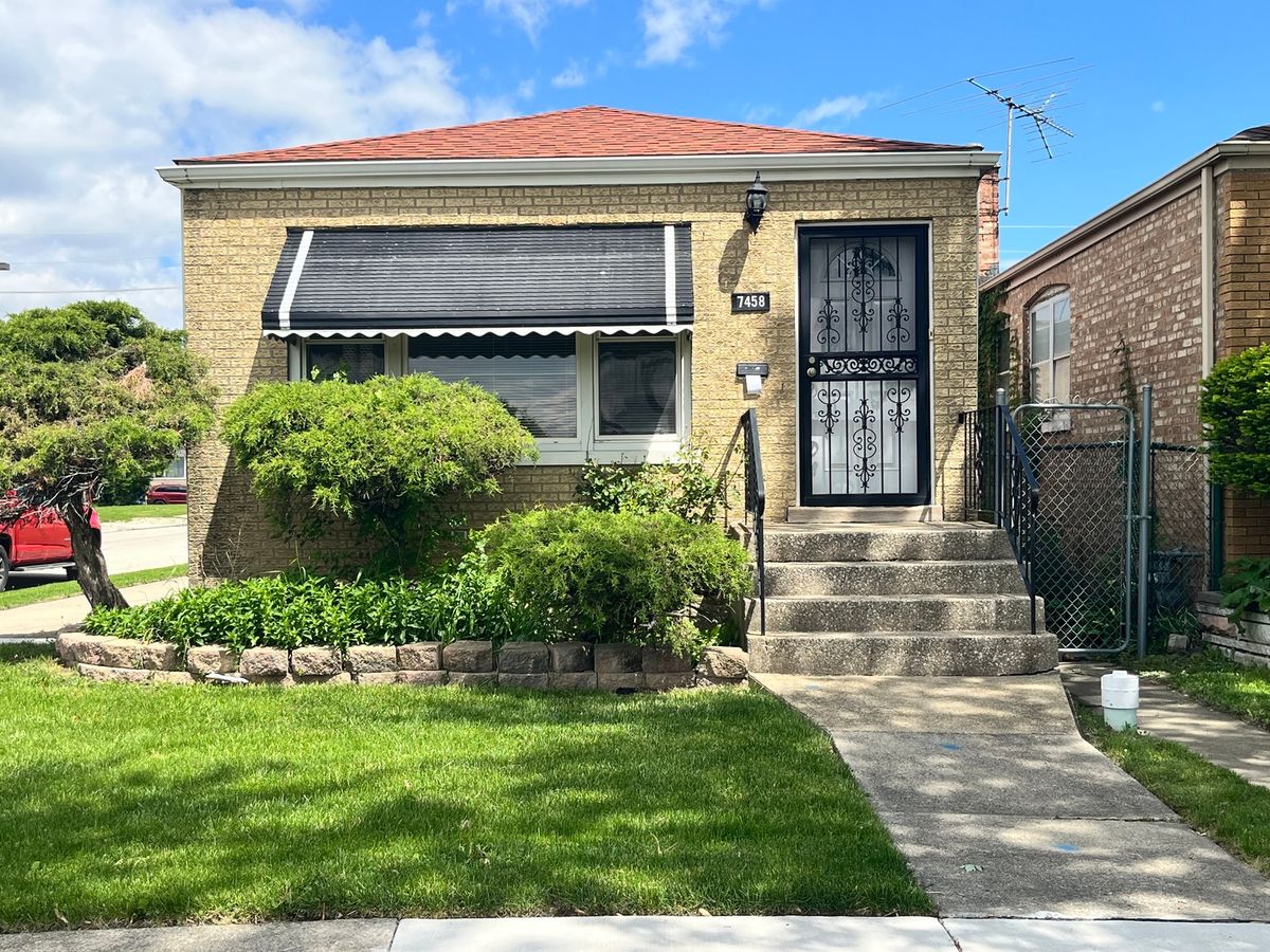 7458 64th Place, Summit, IL 60501