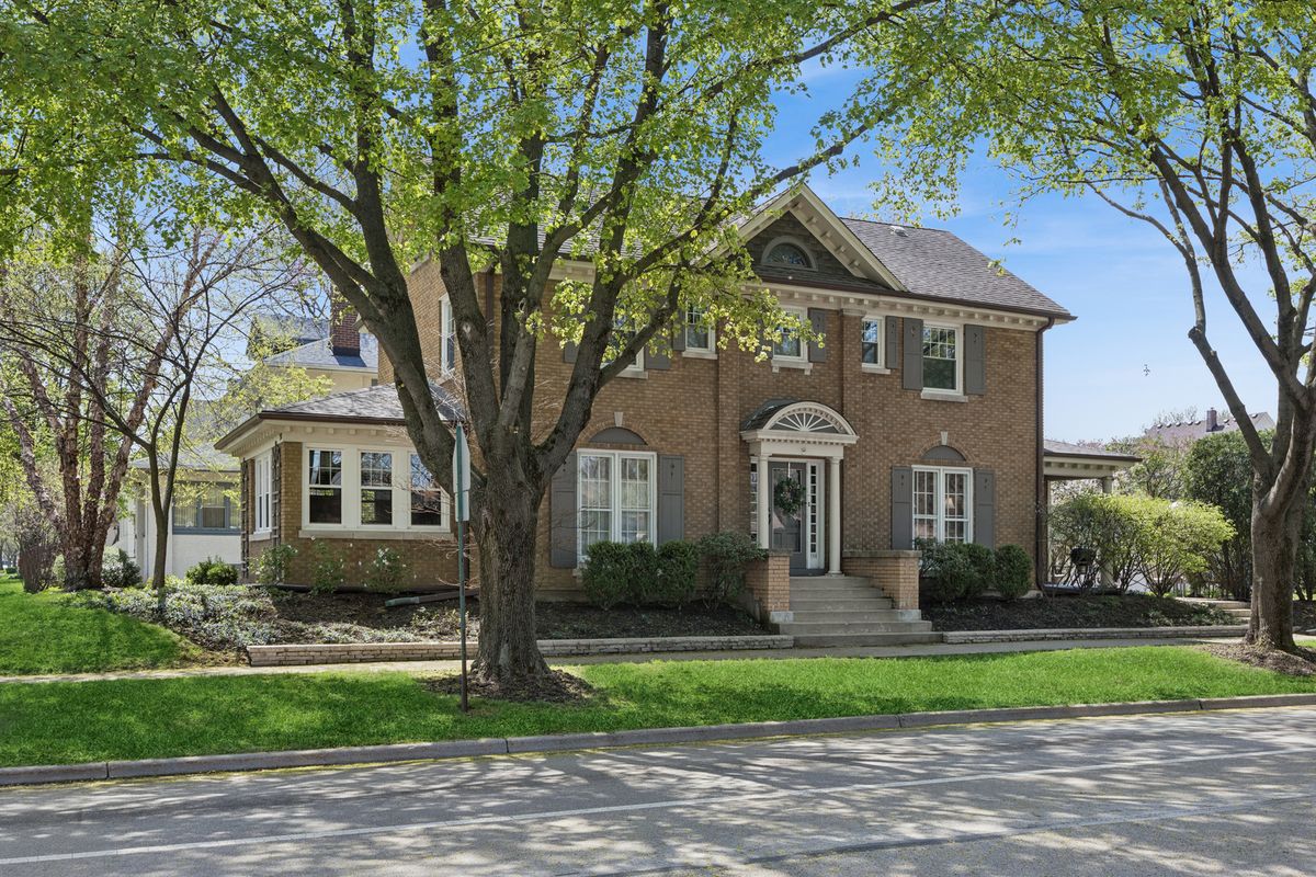 752 Lathrop Avenue, River Forest, IL 60305