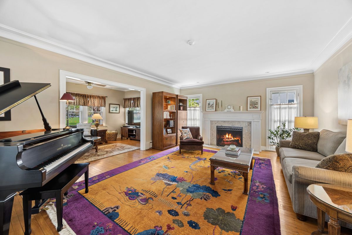 752 Lathrop Avenue, River Forest, IL 60305