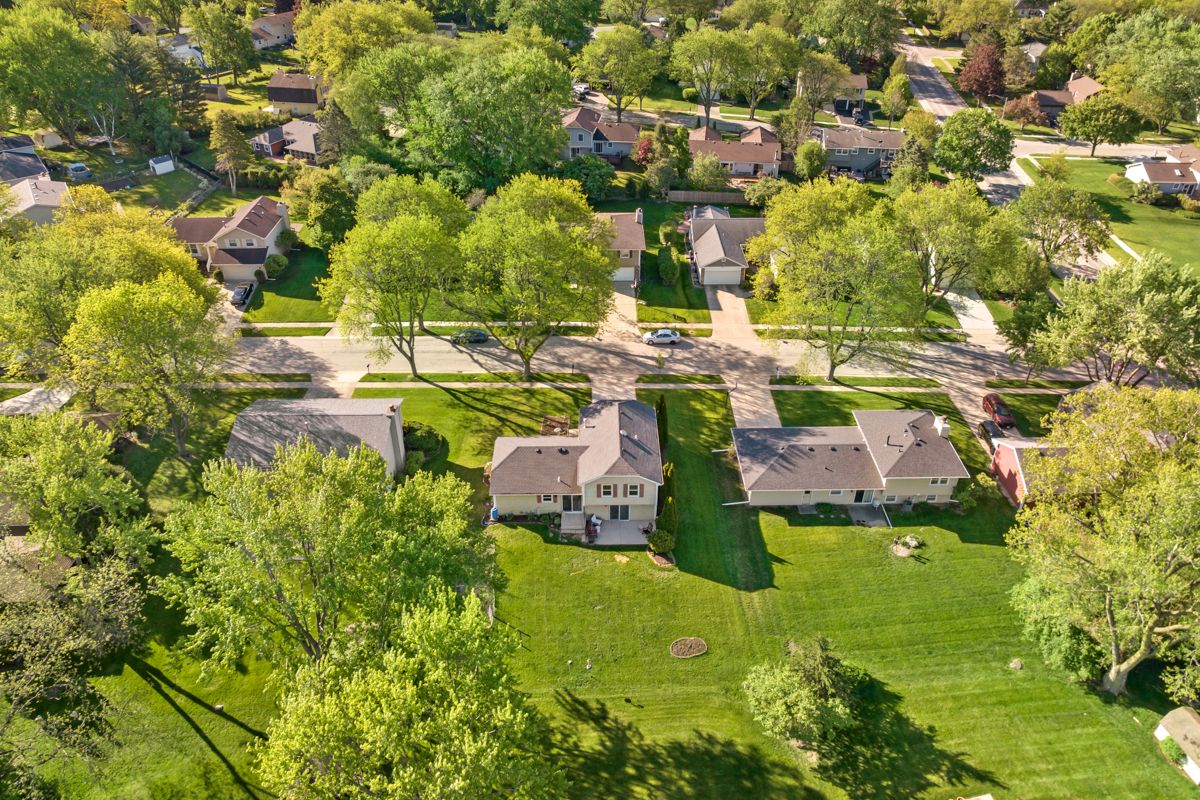 650 BUTTERFIELD Drive, Algonquin, IL 60102