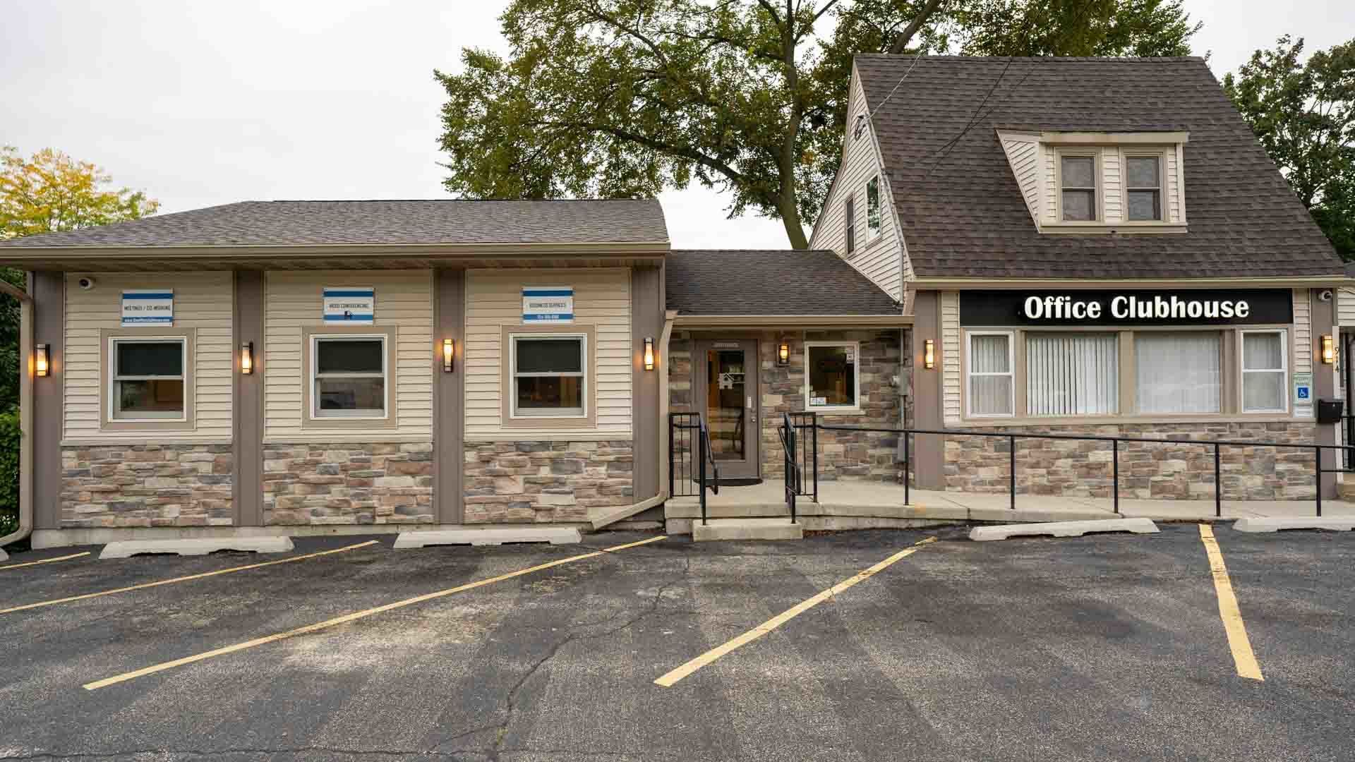 914 N Lake Street #2 — Mundelein, IL 60060