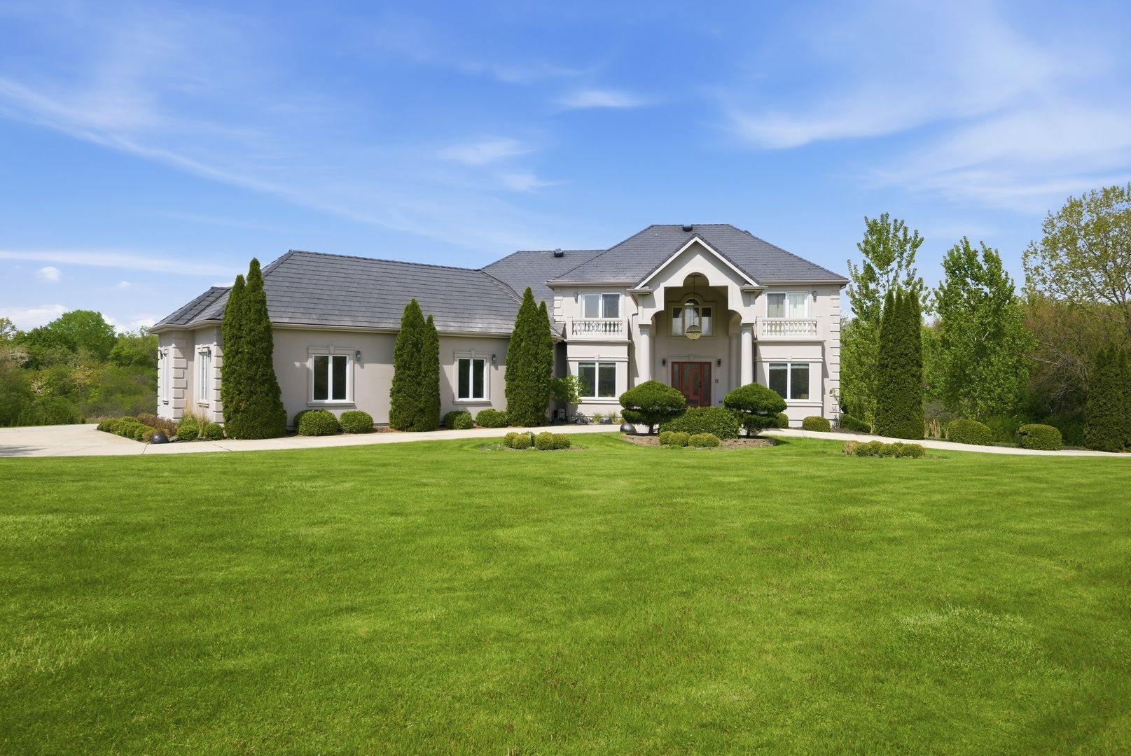 9 Falcon Lakes Drive — South Barrington, IL 60010